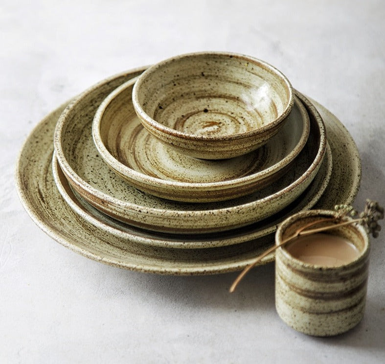 Retro sprinkled Plates